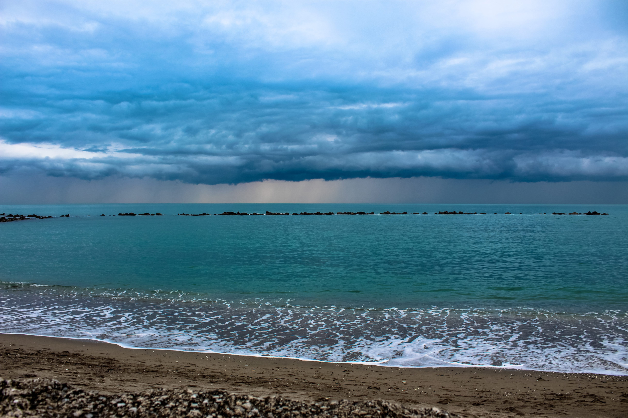 Smart Weather Secrets for a Stress-Free Fishing Charter